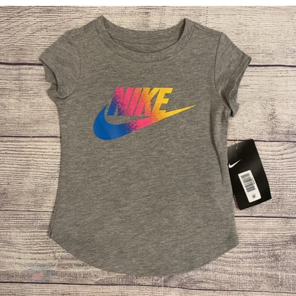 Nike shirt size 2T girls NWT